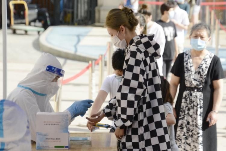 【广州市昨日无新增核酸阳性_广州发现1例无症状感染者 相关区域正开展核酸检测】